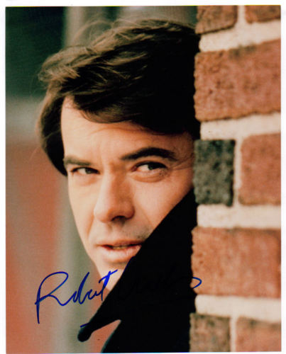 Robert Urich (1946-2002) 'Vegas' Signed Photo!