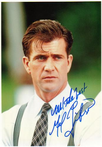 Mel Gibson Very Handsome Signed Closeup Photo - Wow!