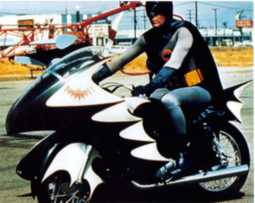 Batman Series #9 Unsigned 8X10 Photo!
