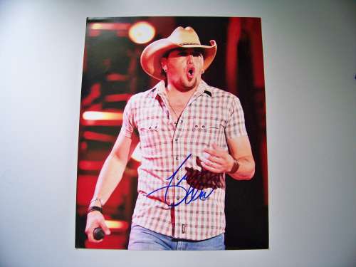 Jason Aldean Awesome 11x17 Autographed On-Stage Photo - Neat!