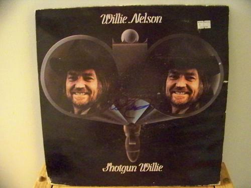 Willie Nelson Autographed 'Shotgun Willie' (1973) Album!