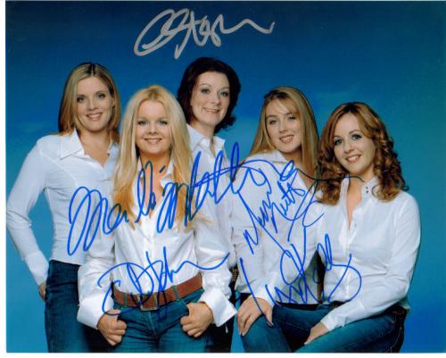 Celtic Woman Great Autographed Photo by All 5!