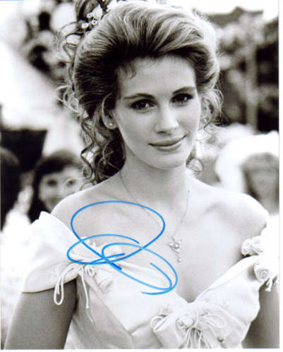 Julia Roberts Vintage Autographed Closeup from 'Steel Magnolias' Awesome!
