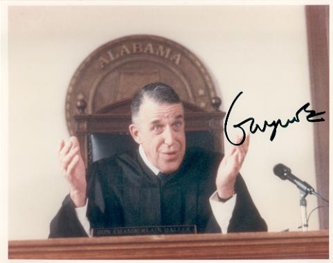 Fred Gwynne (1926-1993) 'My Cousin Vinny' Signed Photo!