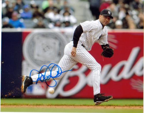 Derek Jeter 'N.Y. Yankees' Awesome Autographed Photo!
