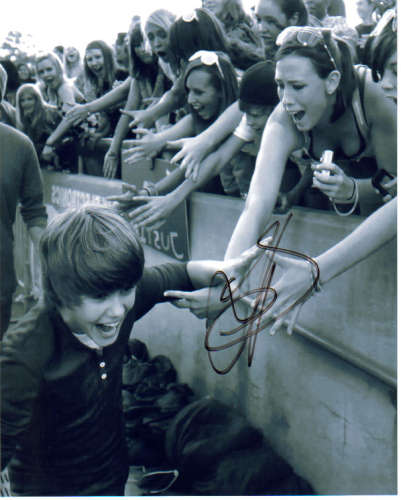 Justin Bieber On the Road Autographed Photo!